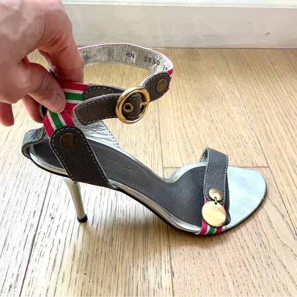 Silver High Heel Sandal’s w. Pink Striped Straps Gold Accessories Size 7 - Picture 3 of 9